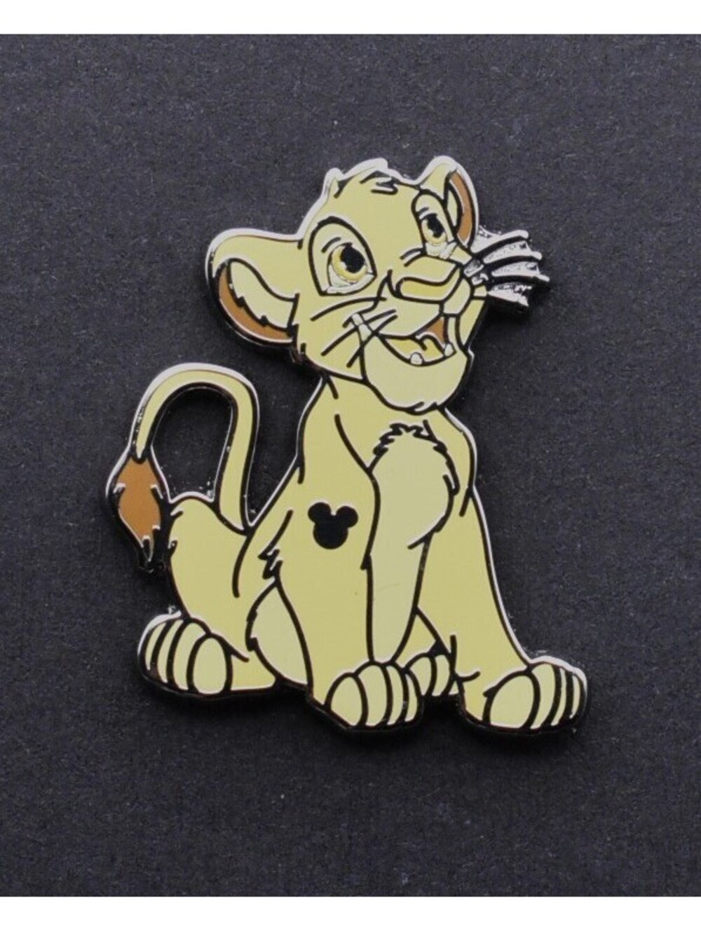 Disney DLR Simba Chaser Yellow Color Story Hidden Mickey 2025 Lion King Pin (C6)